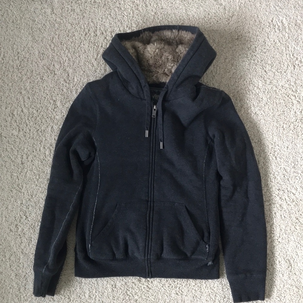 TNA hoodie fur lined